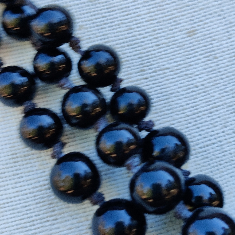 Black onyx healing/protection necklace - Picture 4 of 9